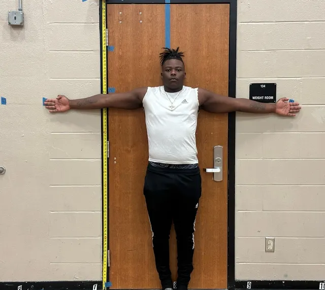 Antonio Henley